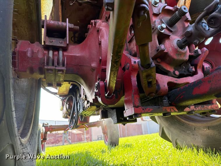 image for item EX1044 International 966 tractor