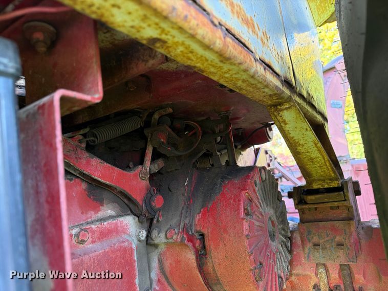 image for item EX1044 International 966 tractor