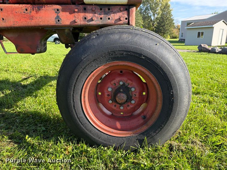 image for item EX1044 International 966 tractor