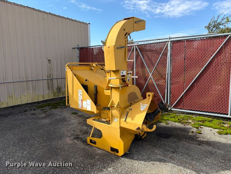 image for item EX1045 Vermeer BC906 wood chipper
