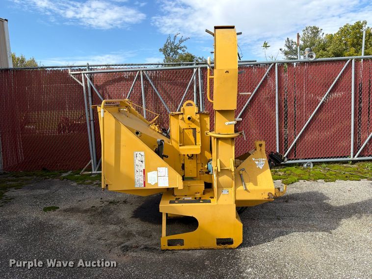 image for item EX1045 Vermeer BC906 wood chipper