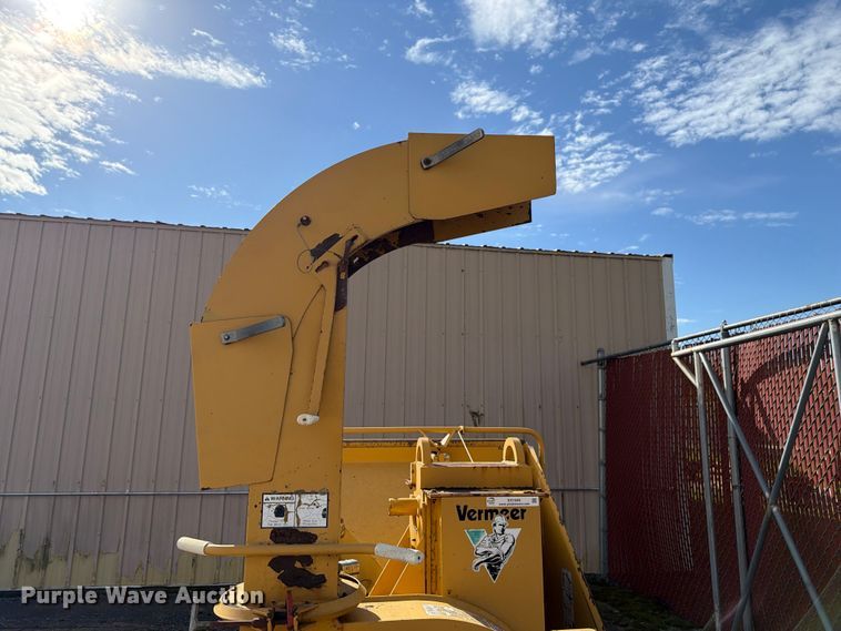 image for item EX1045 Vermeer BC906 wood chipper