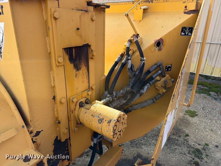 image for item EX1045 Vermeer BC906 wood chipper