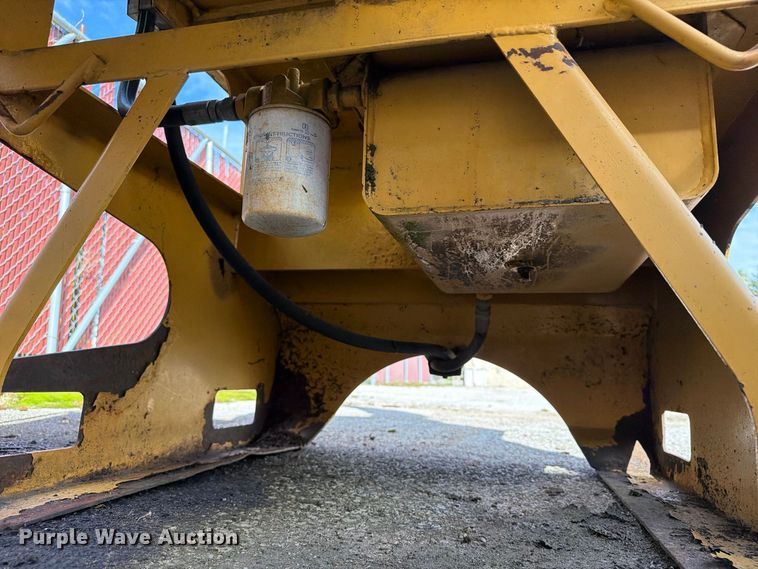image for item EX1045 Vermeer BC906 wood chipper