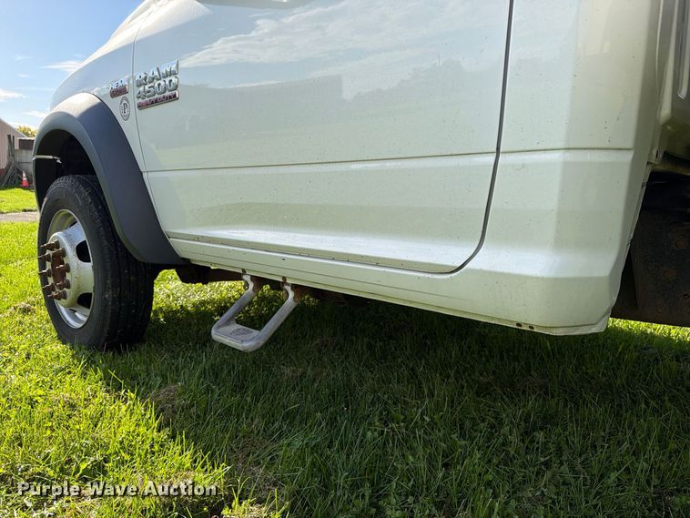 image for item EX1046 2016 RAM 4500 box truck