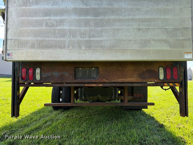 image for item EX1046 2016 RAM 4500 box truck