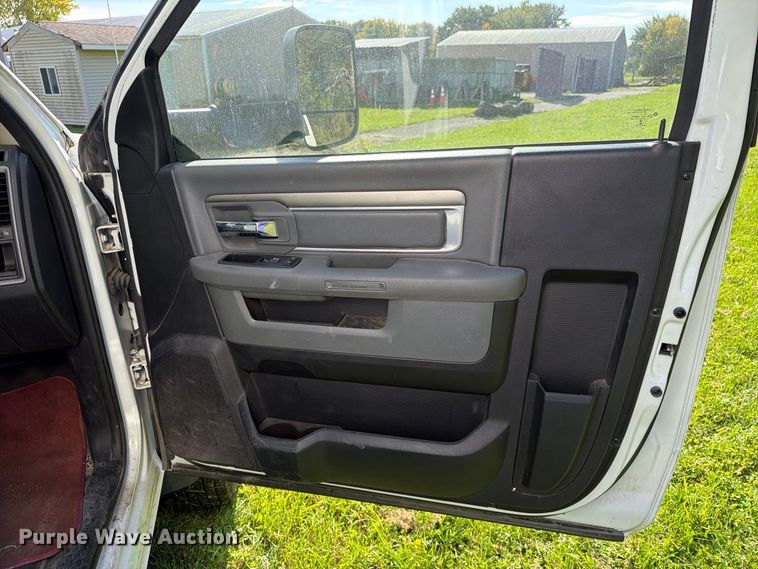 image for item EX1046 2016 RAM 4500 box truck