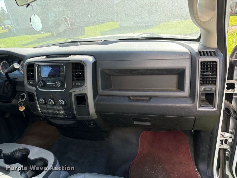 image for item EX1046 2016 RAM 4500 box truck