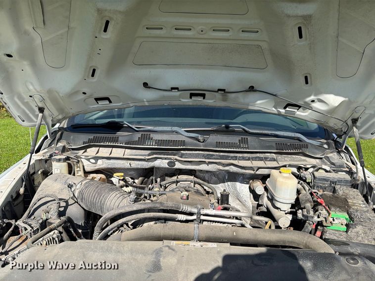 image for item EX1046 2016 RAM 4500 box truck