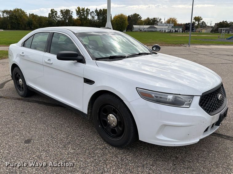 image for item EX1048 2014 Ford Taurus Police Interceptor 