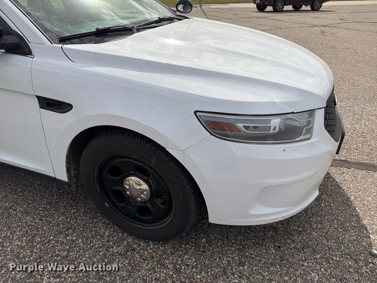 image for item EX1048 2014 Ford Taurus Police Interceptor 