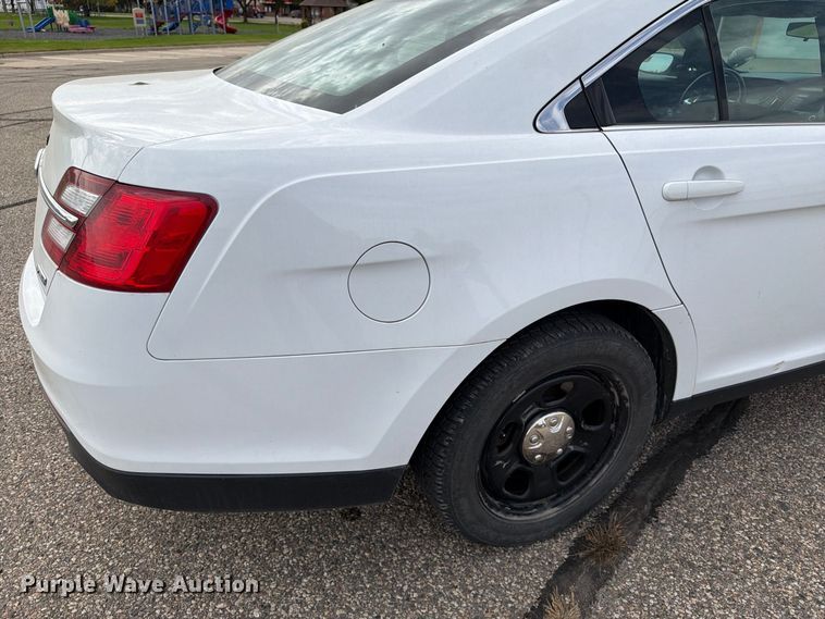 image for item EX1048 2014 Ford Taurus Police Interceptor 