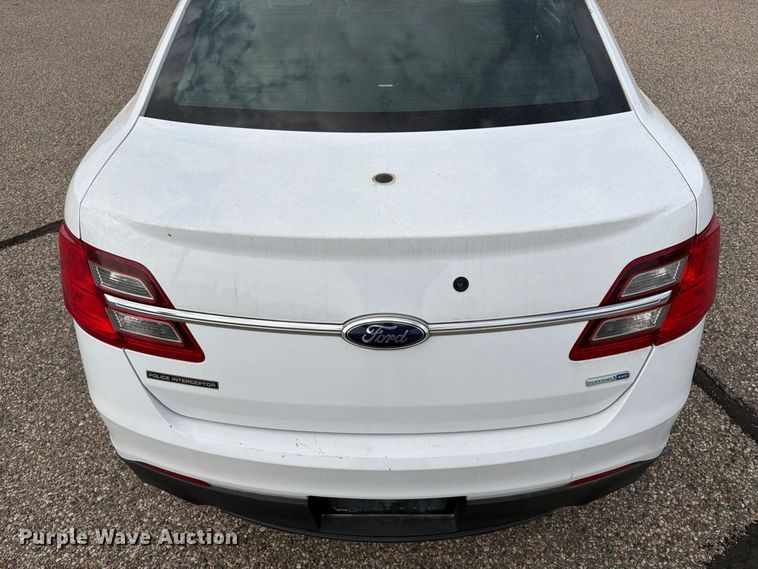 image for item EX1048 2014 Ford Taurus Police Interceptor 