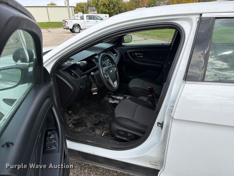 image for item EX1048 2014 Ford Taurus Police Interceptor 