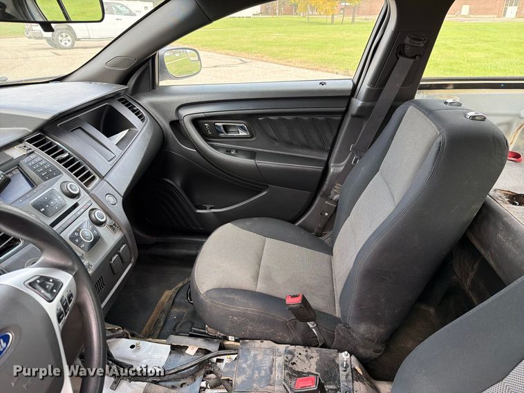 image for item EX1048 2014 Ford Taurus Police Interceptor 