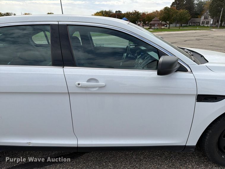 image for item EX1048 2014 Ford Taurus Police Interceptor 