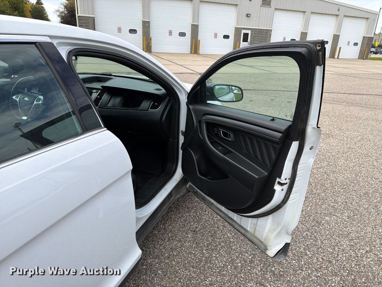 image for item EX1048 2014 Ford Taurus Police Interceptor 