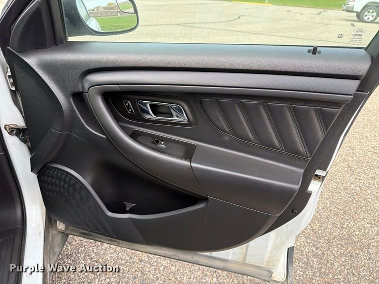 image for item EX1048 2014 Ford Taurus Police Interceptor 