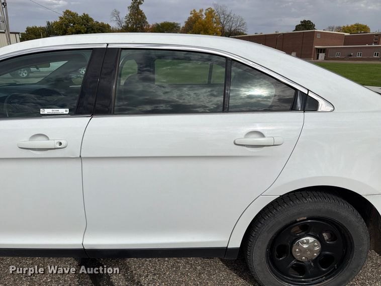 image for item EX1048 2014 Ford Taurus Police Interceptor 