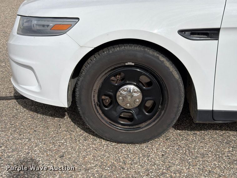 image for item EX1048 2014 Ford Taurus Police Interceptor 