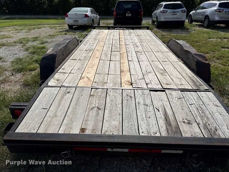 image for item EX2178 2004 Trail Master flatbed trailer