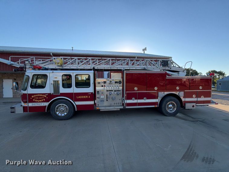 image for item EX2362 1993 E-One ladder fire truck