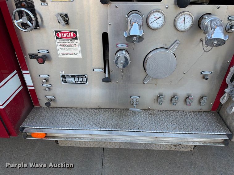 image for item EX2362 1993 E-One ladder fire truck
