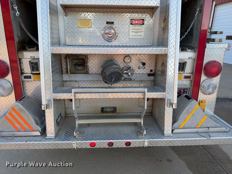 image for item EX2362 1993 E-One ladder fire truck