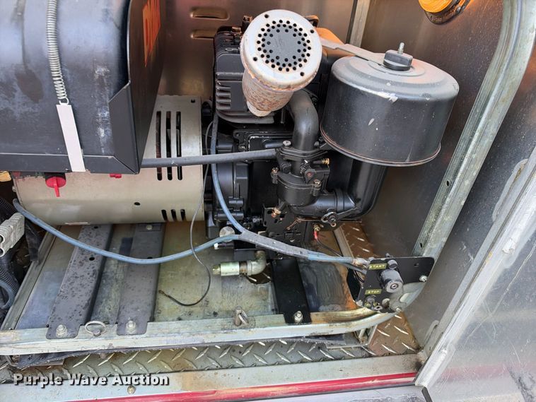 image for item EX2362 1993 E-One ladder fire truck