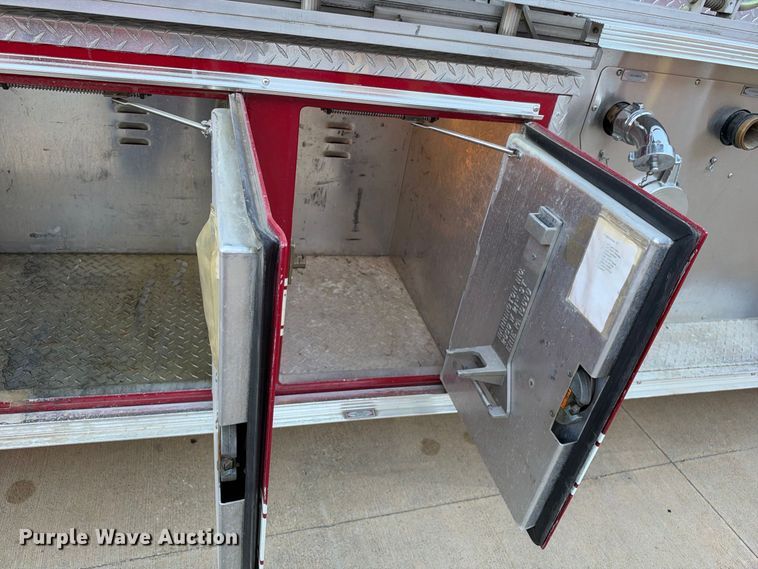 image for item EX2362 1993 E-One ladder fire truck