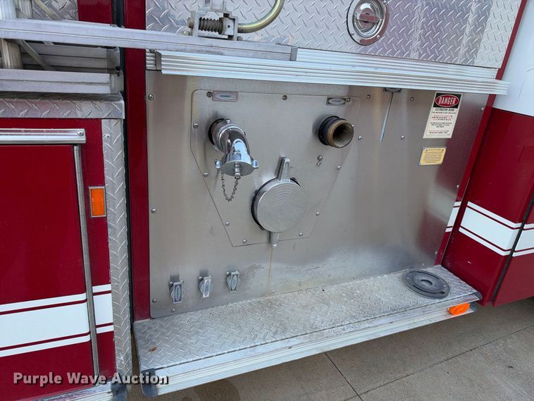 image for item EX2362 1993 E-One ladder fire truck