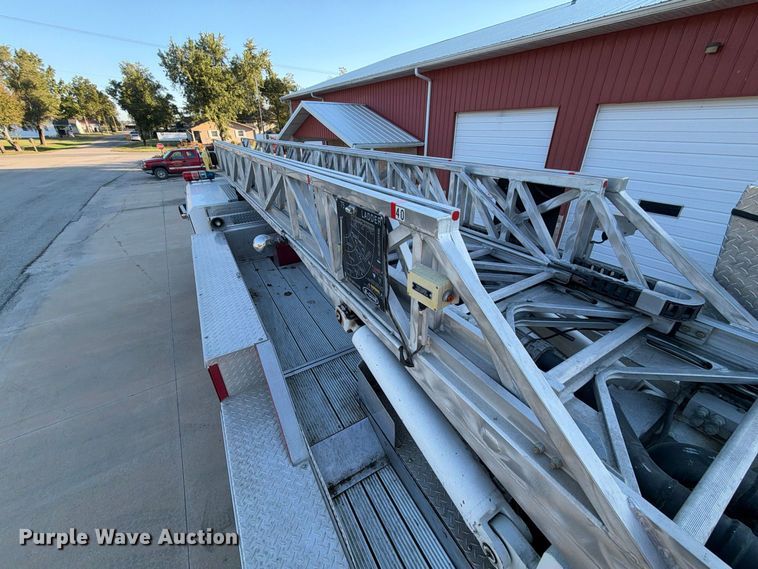 image for item EX2362 1993 E-One ladder fire truck