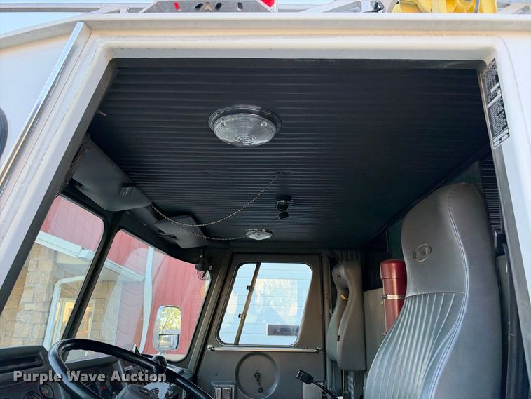 image for item EX2362 1993 E-One ladder fire truck