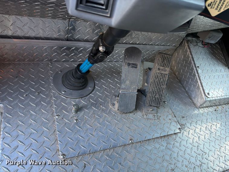 image for item EX2362 1993 E-One ladder fire truck
