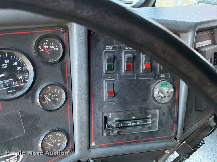 image for item EX2362 1993 E-One ladder fire truck