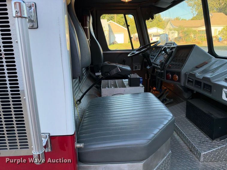 image for item EX2362 1993 E-One ladder fire truck