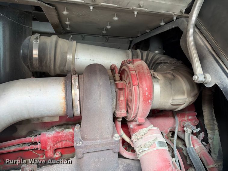 image for item EX2362 1993 E-One ladder fire truck