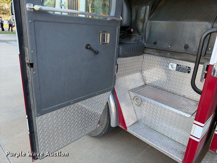 image for item EX2362 1993 E-One ladder fire truck
