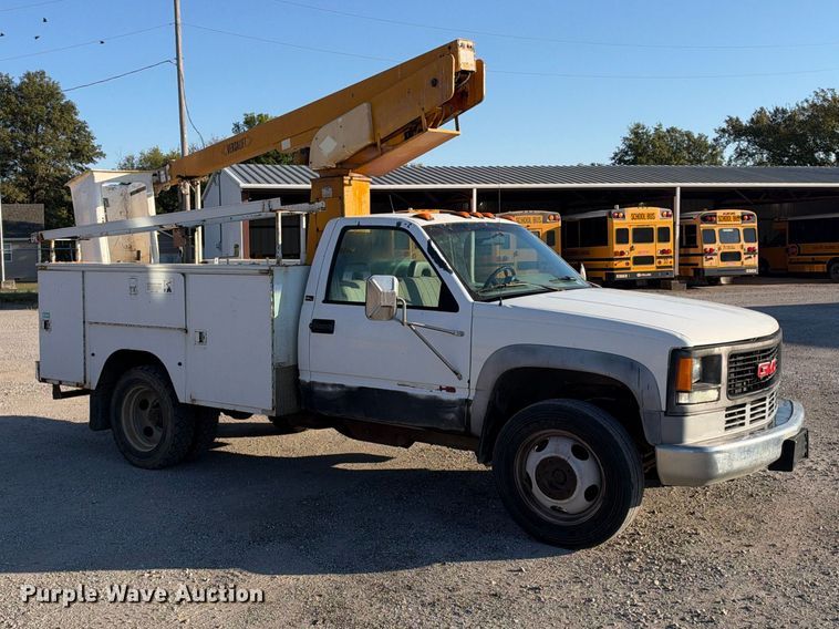 image for item EX2392 1994 GMC Sierra C3500  utility bed pickup truck with bucket lift
