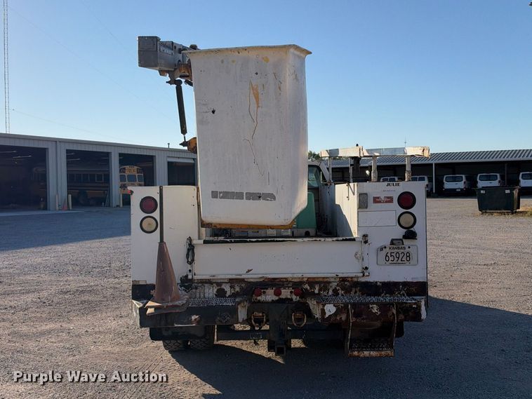 image for item EX2392 1994 GMC Sierra C3500  utility bed pickup truck with bucket lift