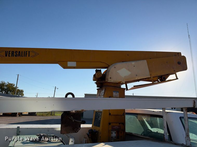image for item EX2392 1994 GMC Sierra C3500  utility bed pickup truck with bucket lift