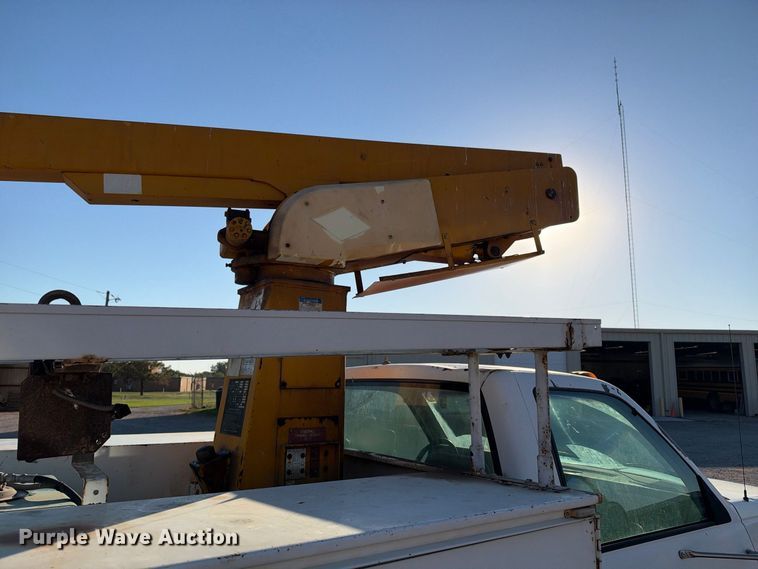 image for item EX2392 1994 GMC Sierra C3500  utility bed pickup truck with bucket lift