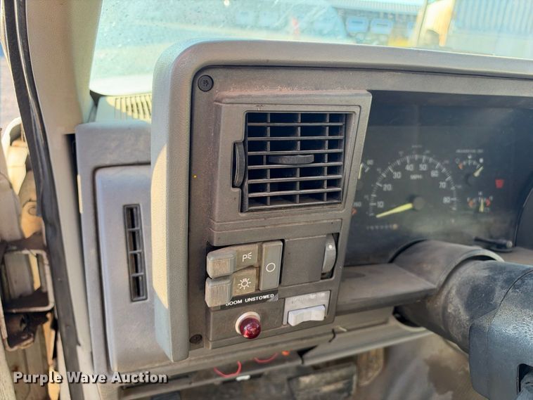 image for item EX2392 1994 GMC Sierra C3500  utility bed pickup truck with bucket lift