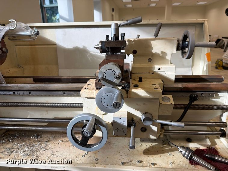 image for item EX4304 C.P. TOOLS INC. YCL-1236GH lathe