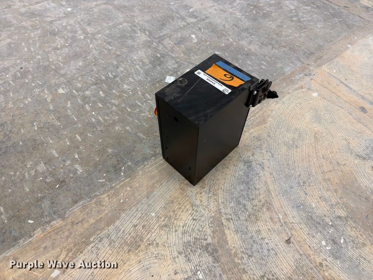 image for item EX4308 DBW-15 blade welder