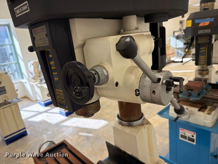 image for item EX4309 Rong Fu 33N2F drill press