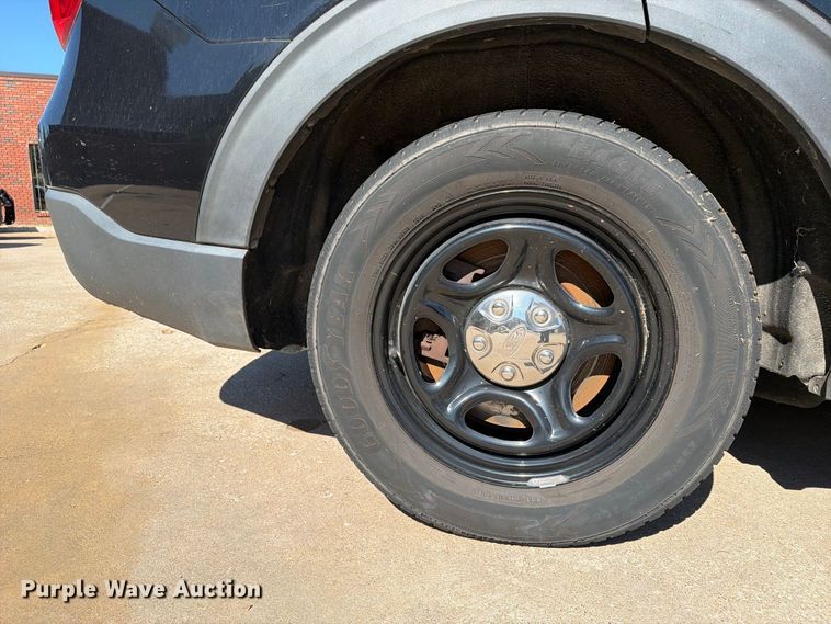 image for item EX4314 2020 Ford Explorer  Police Interceptor SUV