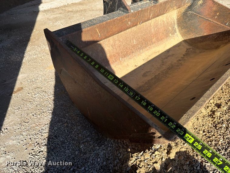image for item EX4623 2019 John Deere 310g bucket