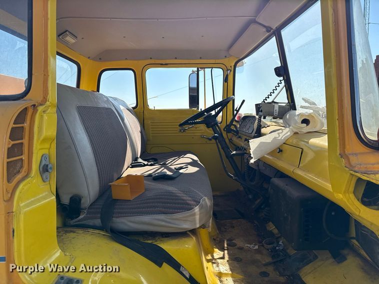image for item FB6946 1974 Ford C750 pumper fire truck