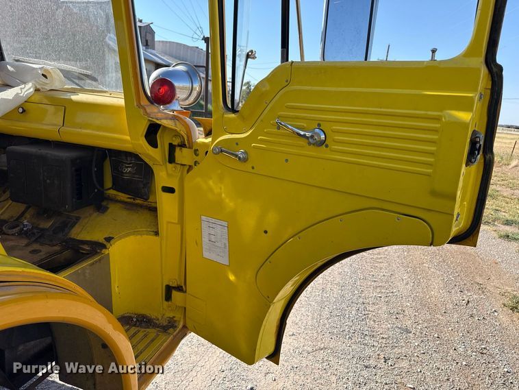 image for item FB6946 1974 Ford C750 pumper fire truck